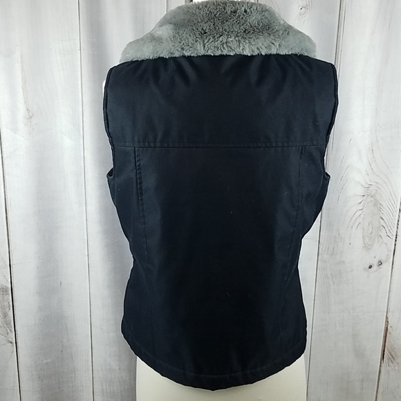 Nike Black Full Zip Vest Faux Fur Collar - Picture 2 of 7